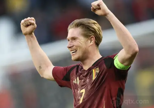 UFC299：奥马利成功卫冕雏量级